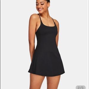 HALARA everyday cloudful flare activity dress- wannabe